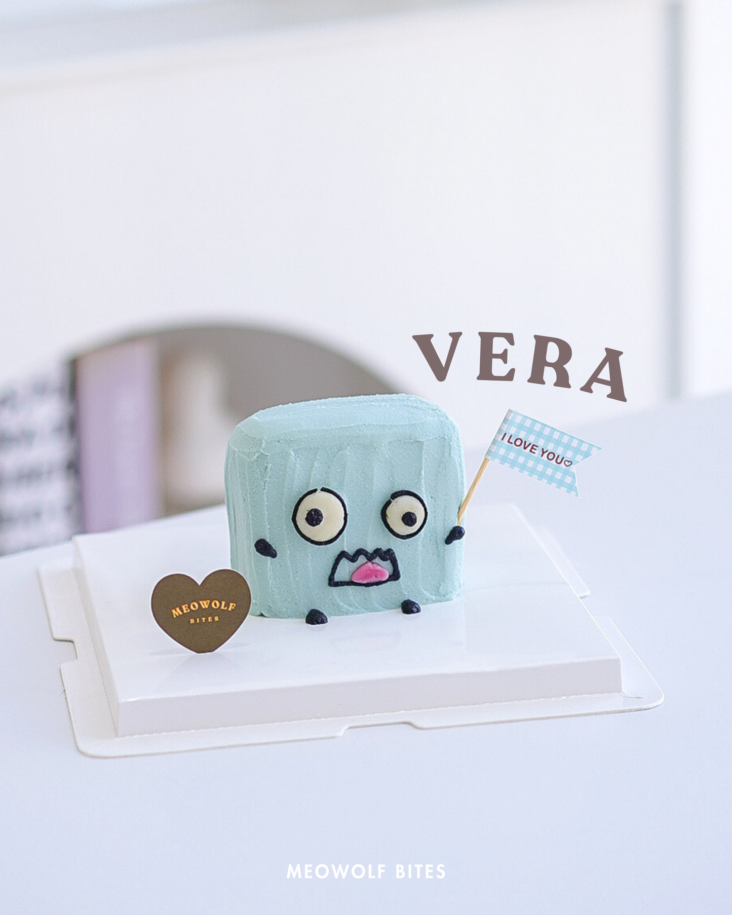 Quirky Series Mini Cake — Vera